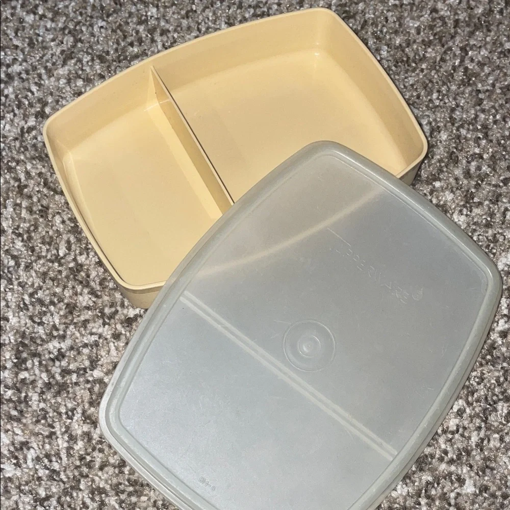 Tupperware Two-Compartment Food Storage Box in Cream with Frosted Lid - Picture 1 of 3